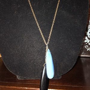 Long pendant necklace
